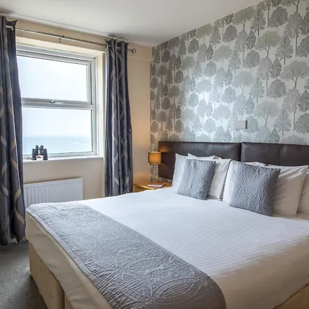 Pentire Newquay Cornwall Hotel 3*
